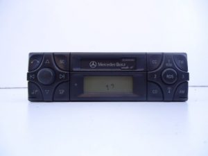E-KLASSE W210 RADIO CASSETTE CLASSIC A2108200986-0
