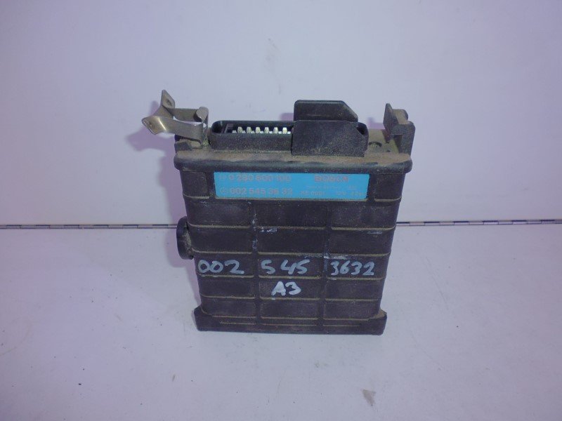 190 SERIE W201 RELAIS MODULE KE JETRONIC A0025453632-0