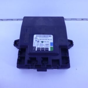 A-KLASSE W169 SAM MODULE RELAIS VOORPORTIER RECHTS A1698208026 -0