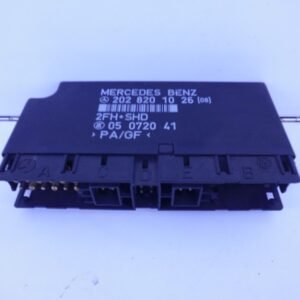 CKLASSE W202 RELAIS MODULE KOMFORTBEDIENING A2028201026-0