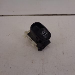 C-KLASSE W203 RAAMBEDIENINGSSCHAKELAAR A2038200210 7167