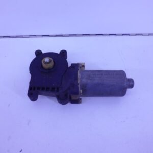 E-KLASSE W210 RAAMMOTOR RECHTSACHTER 2-POLIG A2108202642-0