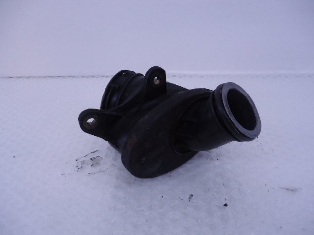 E-KLASSE W210 KOPPELING INTERCOOLERSLANG A6110981607