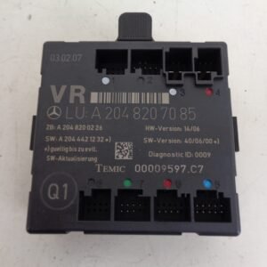 C-KLASSE W204 DEUR MODULE RECHTSVOOR A2048207085