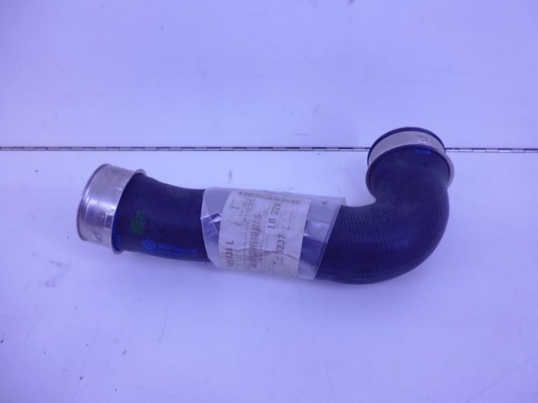 GOLF 5 TDI INTERCOOLERSLANG LINKS NIEUW 1K0145834L-0