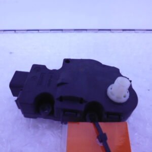 C-KLASSE W204 KACHELSTELMOTOR A2219066900-0