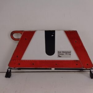 E-KLASSE W210 GEVARENDRIEHOEK A1245900112