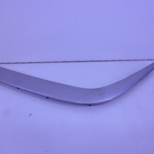 C-KLASSE W202 VOORBUMPERLIJST LINKS ZILVER A2028850774-0