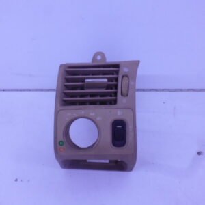 E-KLASSE W210 KACHELROOSTER LINKS A2108301754 8445-0