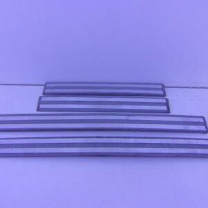 E-KLASSE W210 FL INSTAPLIJST SET 4X A2106802335 A2106802435-0