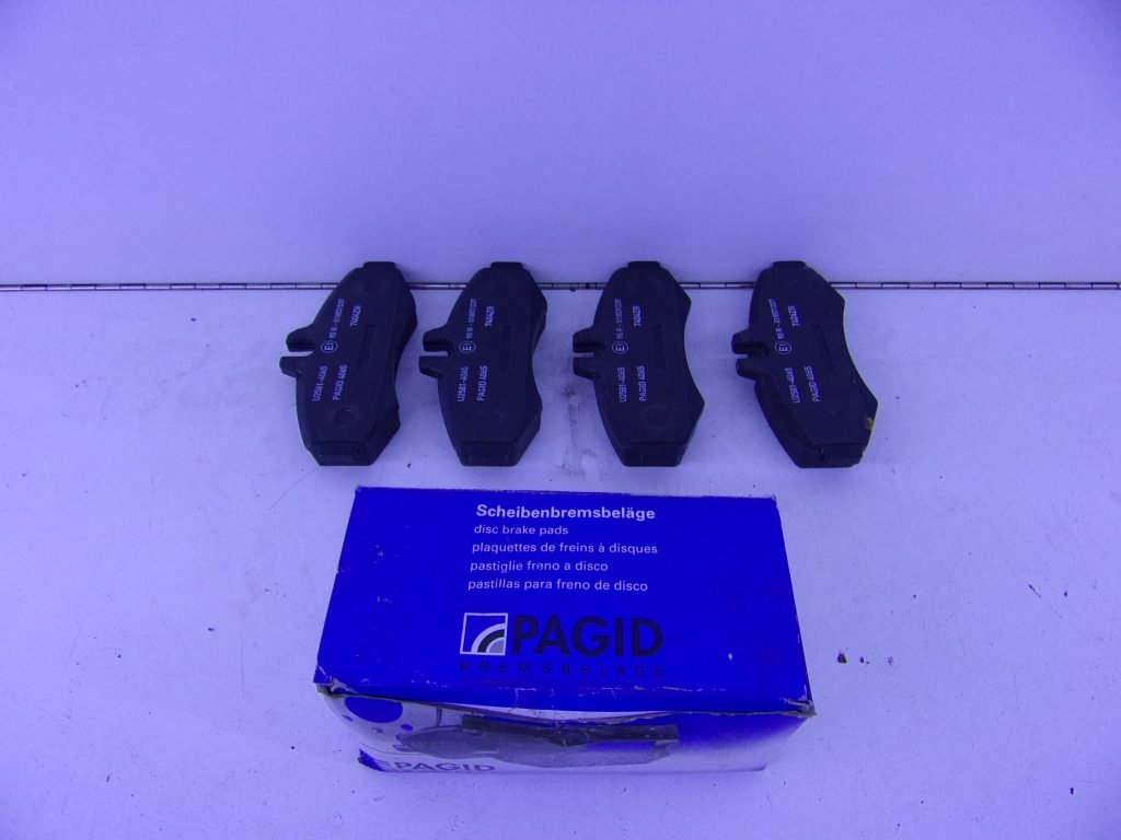 VITO W638 REMBLOKSET VOOR NIEUW A0004214110 T1168 23022-0