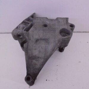 GOLF 5 TDI MOTORSTEUN RECHTS 03G199207A-0