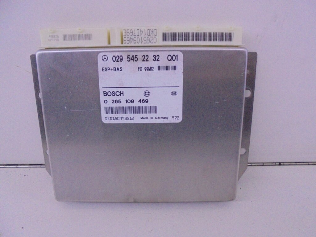 E-KLASSE W210 RELAIS MODULE ESP A0295452232-0