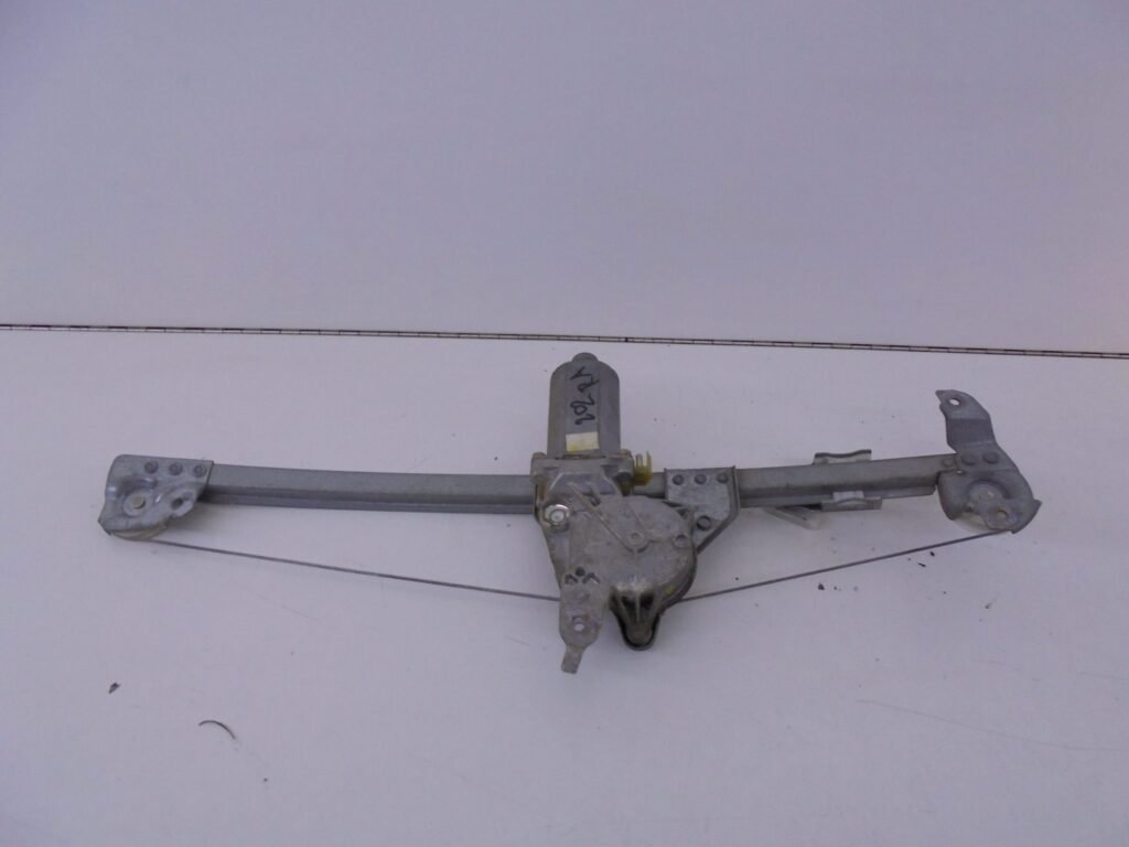 C-KLASSE W202 RAAMMECHANISME MOTOR ELECTRISCH RA A2027300846 A2027301446-0