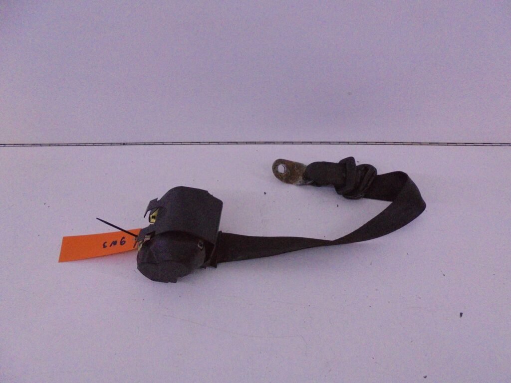 VW POLO 9N3 4D GORDEL LINKSACHTER 6Q0857805-0