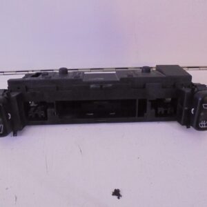 E-KLASSE W210 SCHAKELAAR STOELVERWARMING A2108200151-0