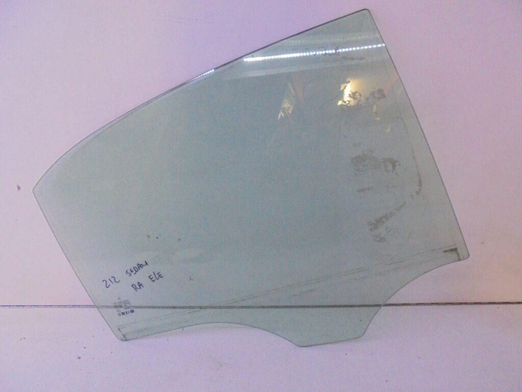 E-KLASSE W212 PORTIERRUIT RA GROEN A2127350210-0