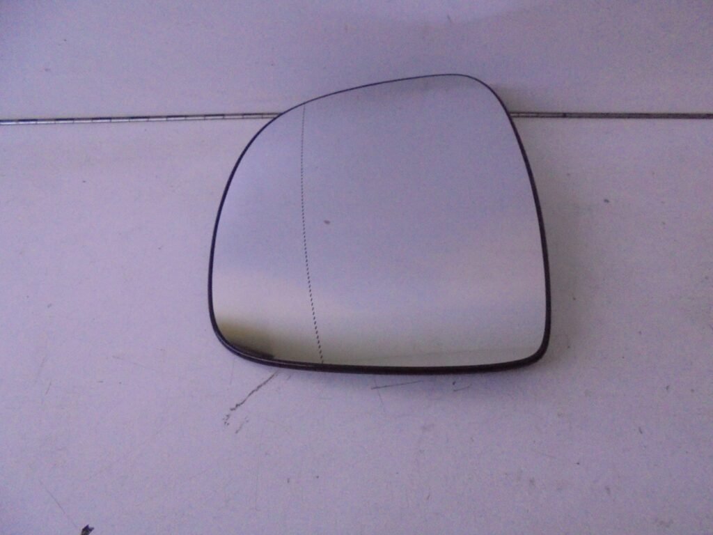 VITO W639 SPIEGELGLAS LI A0008100719 NIEUW-0