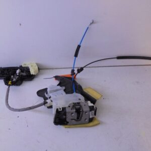 E-KLASSE W212 PORTIERSLOT RA A2047302835 A0997300635-0