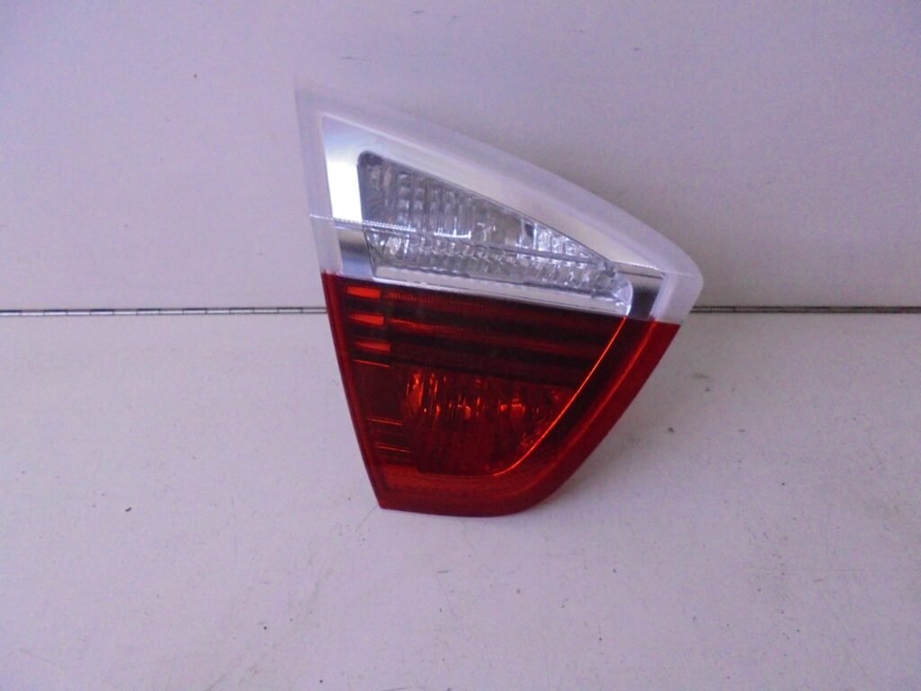3-SERIE E90 LINKER ACHTERLICHT BINNEN 6937459-0
