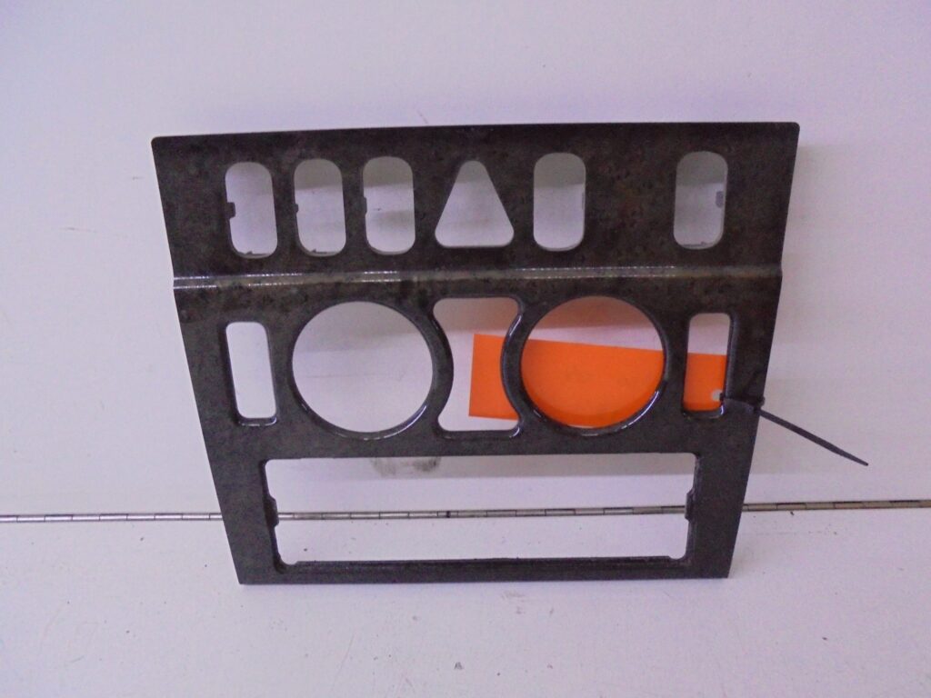 E-KLASSE W210 MIDDENPANEEL DASHBOARD A2106807536 7000-0