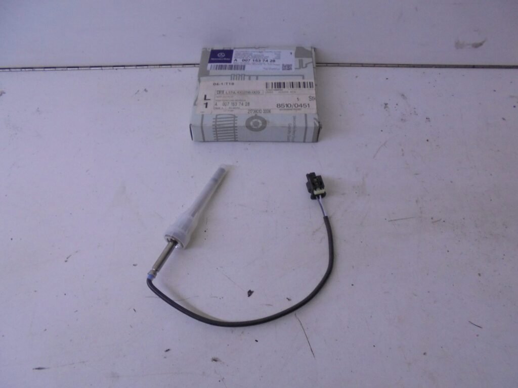 S-KLASSE W221 S320CDI TEMPERATUURSENSOR PARTIKELFILTER A0071537428-0