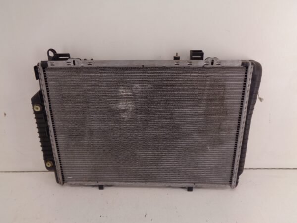 C-KLASSE W202 C250TD RADIATEUR ALS NIEUW A2025005603 - Afbeelding 2