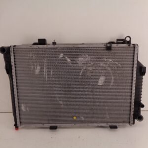 C-KLASSE W202 C250TD RADIATEUR ALS NIEUW A2025005603
