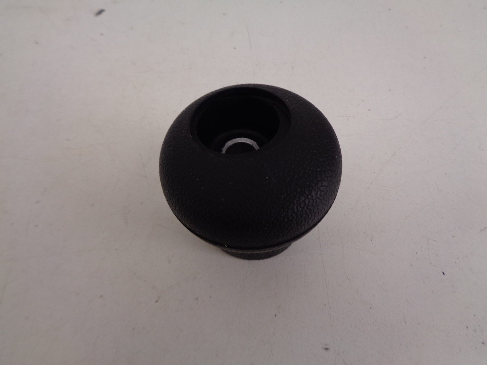 A0002600140 MB TRAC POOKKNOP NEW OLD STOCK ORIGINEEL MERCEDES-BENZ