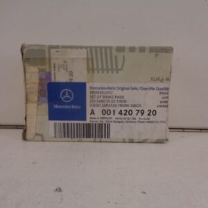 A0014207920 SL W113 REMBLOKKEN ACHTER NEW OLD STOCK ORIGINEEL MERCEDES-BENZ