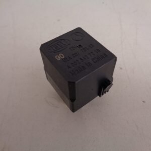 A0025427219 A0009828023 RELAIS NEW OLD STOCK ORIGINEEL MERCEDES-BENZ