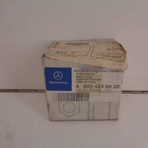 A0034200020 VITO W638 REMBLOKSET VOOR NEW OLD STOCK ORIGINEEL MERCEDES-BENZ