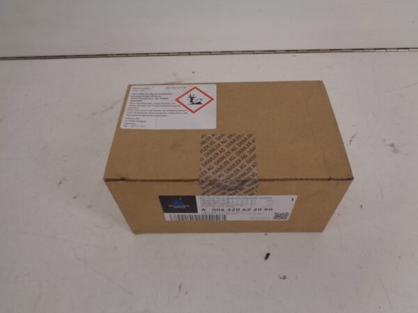 A0064206220 C-KLASSE W203 REMBLOKSET VOOR NEW OLD STOCK ORIGINEEL MERCEDES-BENZ