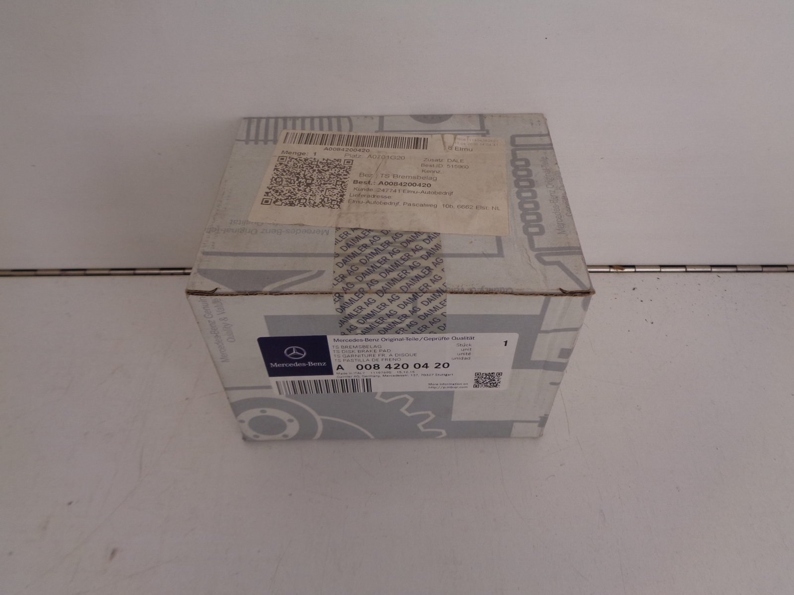 A0084200420 A-KLASSE W176 REMBLOKSET VOOR NEW OLD STOCK ORIGINEEL MERCEDES-BENZ