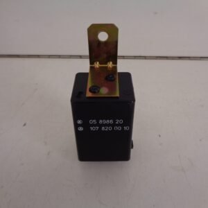 A1078200010 W116 RELAIS ACHTERRUITVERWARMING NEW OLD STOCK ORIGINEEL MERCEDES-BENZ