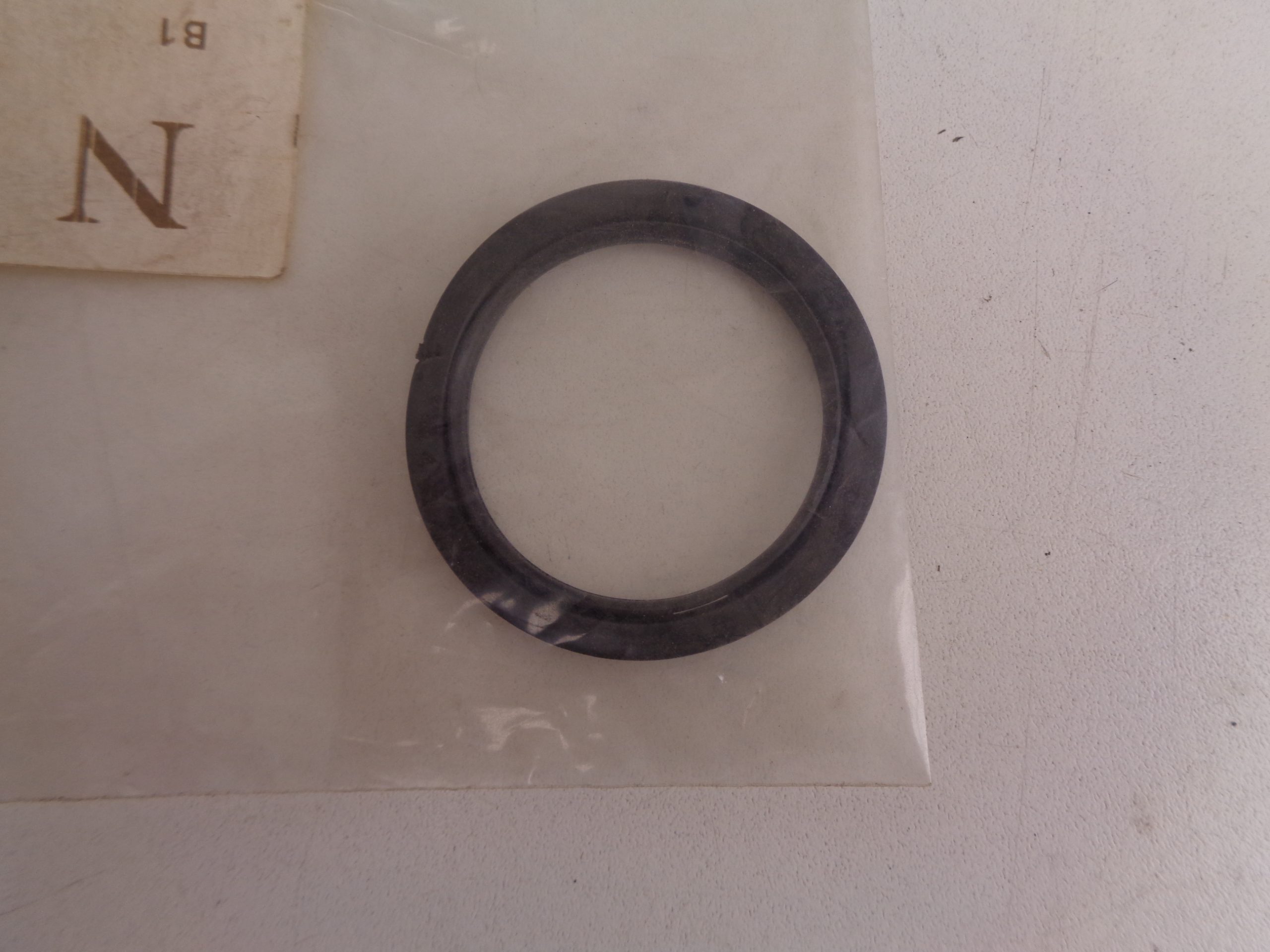 A1236890056 W123 RING CONTACTSLOT NEW OLD STOCK ORIGINEEL MERCEDES-BENZ