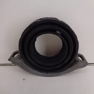 A1244100781 W124 OPHANGRUBBER AANDRIJFAS NEW OLD STOCK ORIGINEEL MERCEDES-BENZ