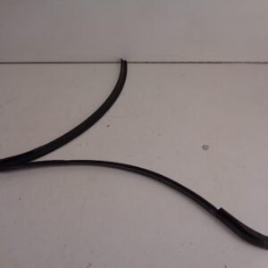 A1246700708 W124 RUBBER ACHTERRUIT NEW OLD STOCK ORIGINEEL MERCEDES-BENZ