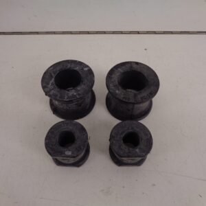 A1633200144 ML-KLASSE W163 STABILISATIERUBBERSET VOOR NEW OLD STOCK ORIGINEEL MERCEDES-BENZ