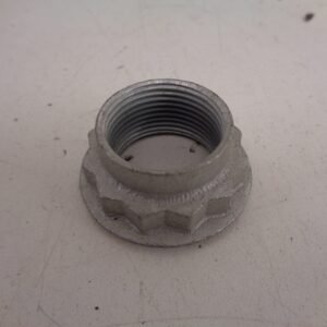 A2013570272 MOER AANDRIJFAS ACHTER NEW OLD STOCK ORIGINEEL MERCEDES-BENZ