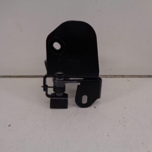 A2038800264 C-KLASSE W203 MOTORKAPSLOT NEW OLD STOCK ORIGINEEL MERCEDES-BENZ