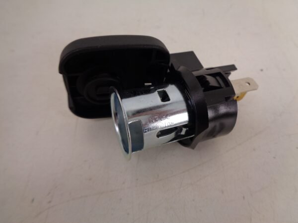 A2108200951 STOPCONTACT 12V/15AMP NEW OLD STOCK ORIGINEEL MERCEDES-BENZ - Afbeelding 2