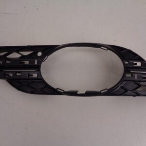 A2118850822 E-KLASSE W211 BUMPERROOSTER RECHTS NEW OLD STOCK ORIGINEEL MERCEDES-BENZ