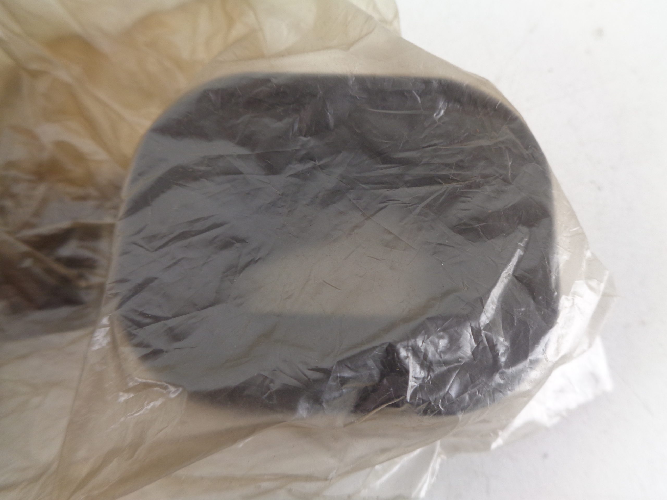 A6385040212 VITO W638 RADIATEURRUBBER NEW OLD STOCK ORIGINEEL MERCEDES-BENZ