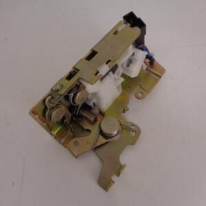 A6387300235 VITO W638 SLOT SCHUIFDEUR NEW OLD STOCK ORIGINEEL MERCEDES-BENZ