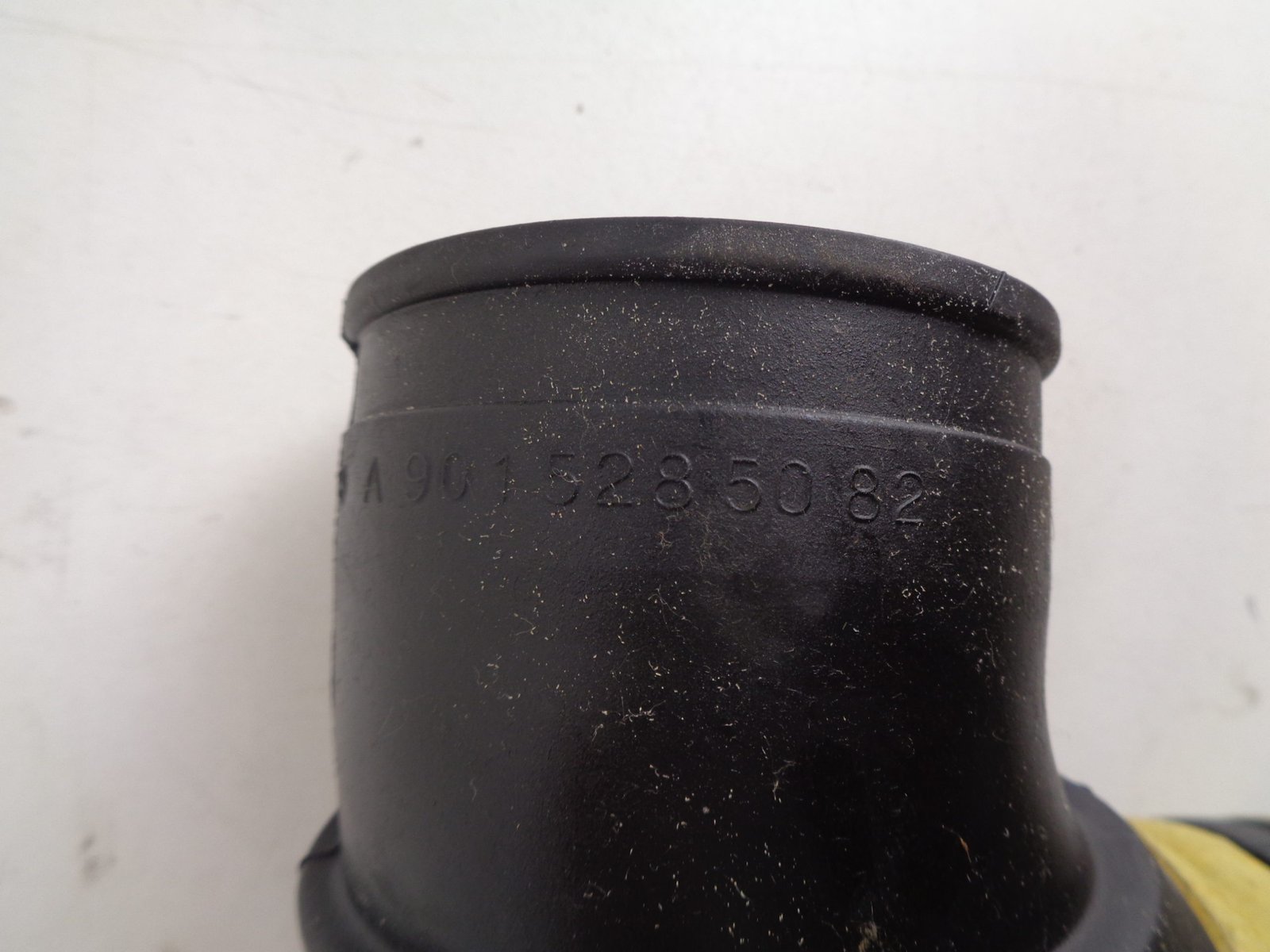 A9015285082 SPRINTER W901 LUCHTFILTERSLANG NEW OLD STOCK ORIGINEEL MERCEDES-BENZ - Afbeelding 2