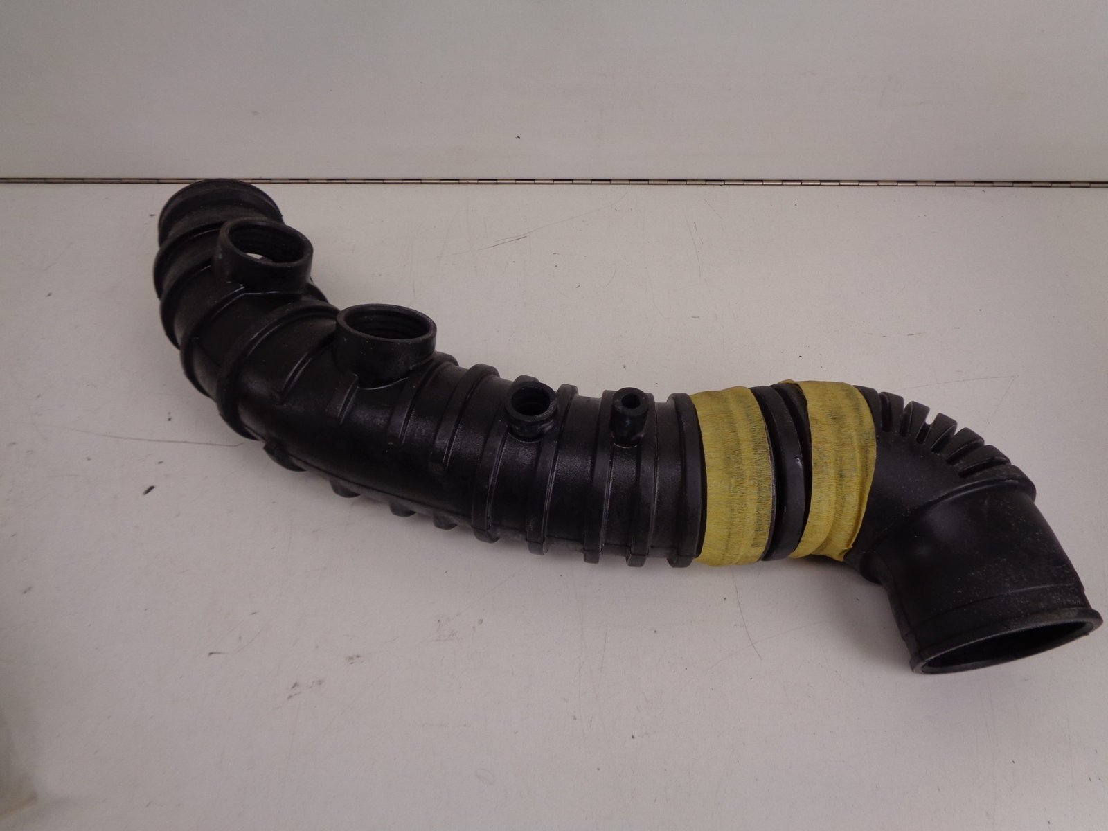 A9015285082 SPRINTER W901 LUCHTFILTERSLANG NEW OLD STOCK ORIGINEEL MERCEDES-BENZ