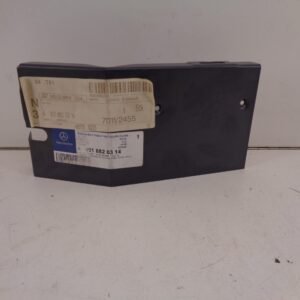 A9018820314 SPRINTER W901 STEUN SPATLAP LINKS NEW OLD STOCK ORIGINEEL MERCEDES-BENZ