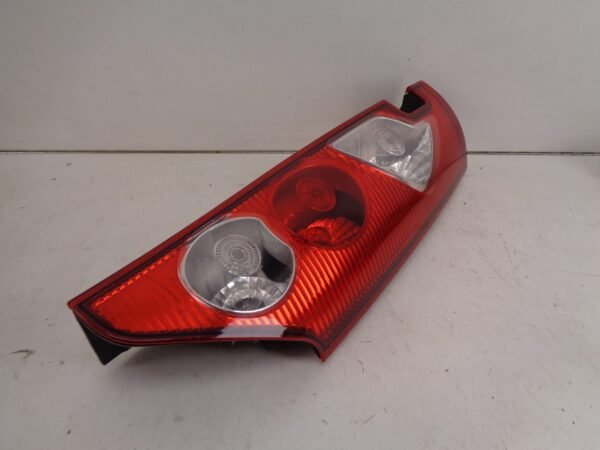 RENAULT KANGOO ACHTERLICHT RECHTS GEBRUIKT 2008 8200419945