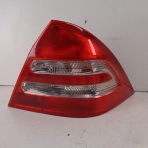 C-KLASSE W203 ACHTERLICHT RECHTS A2038200264